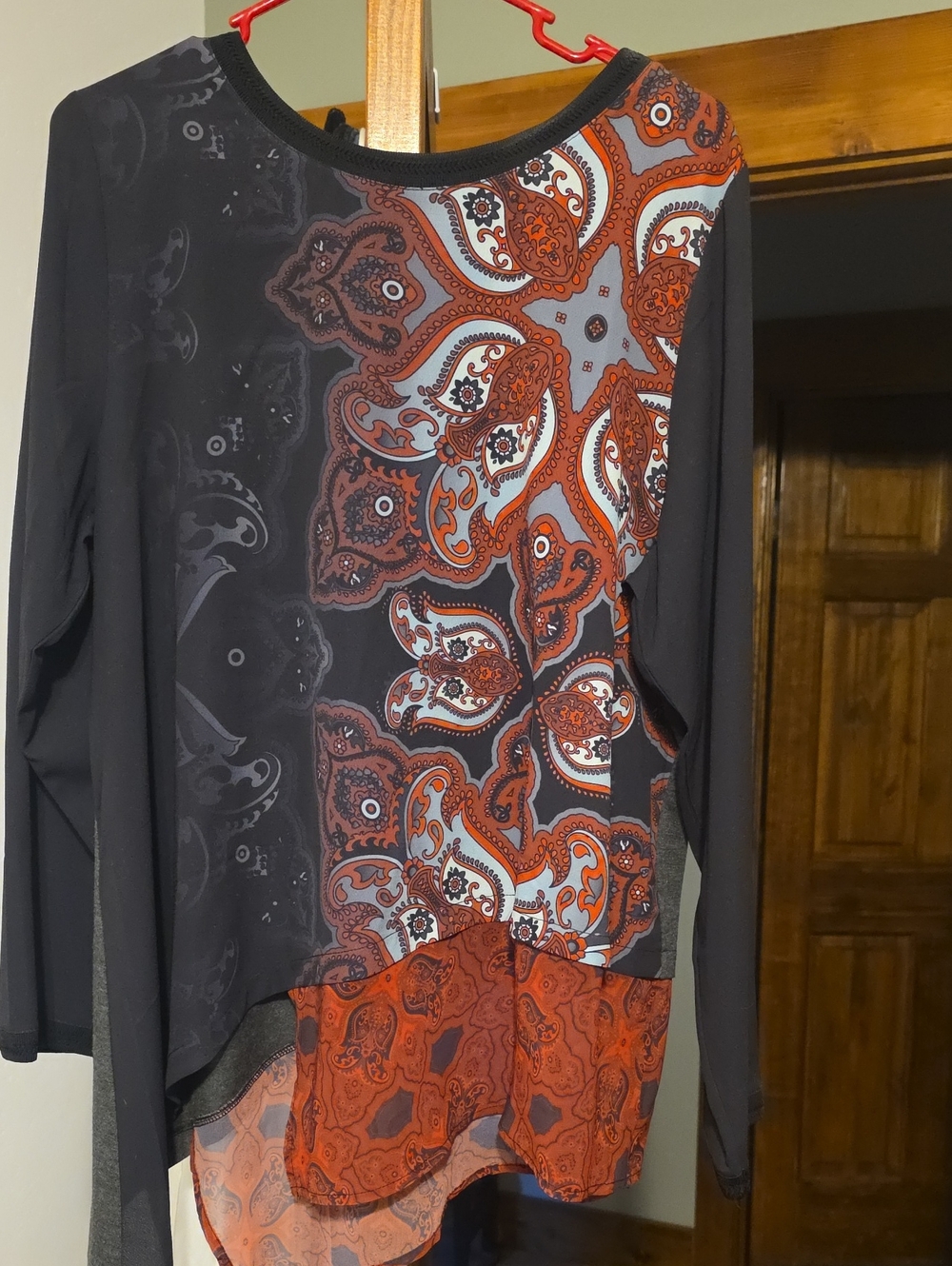 Women's Paisley Asymmetric Long Sleeve Top in Black and Rust